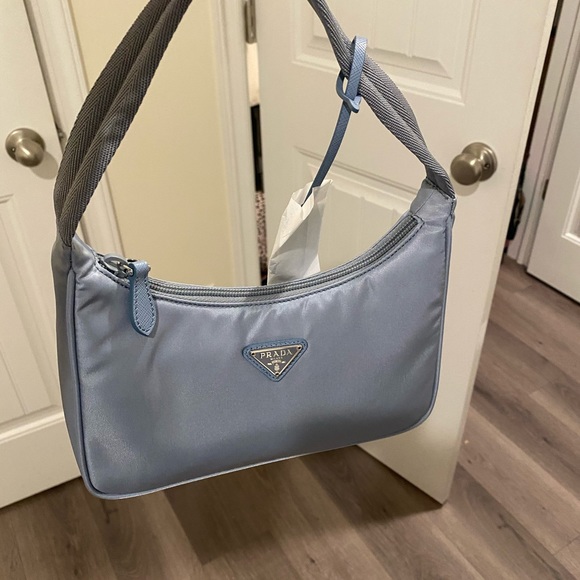 Re-Nylon Prada Re-Edition 2000 bag - Picture 3 of 3